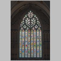 York Minster, photo Peter K Burian, Wikipedia, The Great West Window (1338–39), known as 'The Heart of Yorkshire', with curvilinear tracery in the Decorated style.jpg
